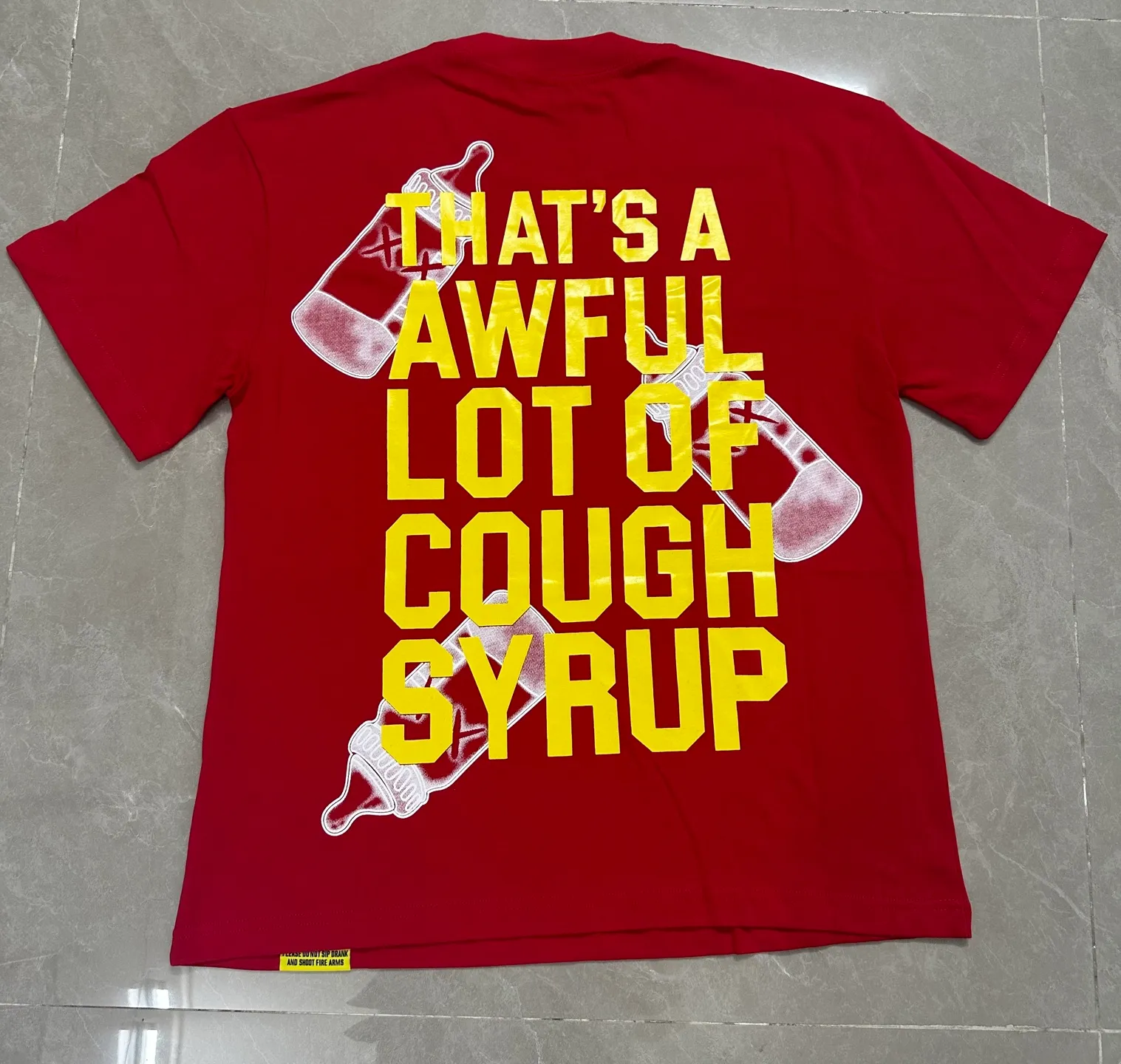 #Black/ | THAT'S A AWFUL LOT OF COUGH SYRUP In Stock Real shot American simple fashion brand loose casual T-shirt Fabric (fabric): 32 counts Weight combed double yarn pure cotton Sizes (size): S-M L X L Color (colour): Black/Chinese red